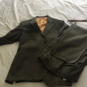 Men’s suit (M)